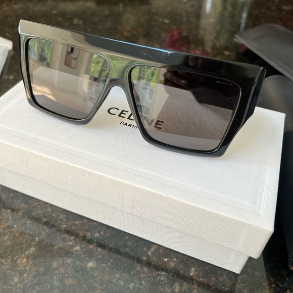 Oversized Celine Sunglasses - Picture 6 of 7